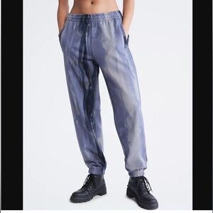 Calvin Klein Sweatpant Joggers,‎ Lavender and Grey Marbled Print, Size L